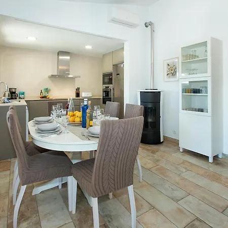 Owl Madrave - Families And Friends Villa *