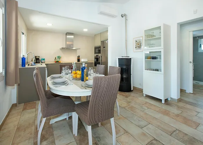 Owl Madrave - Families And Friends Villa *